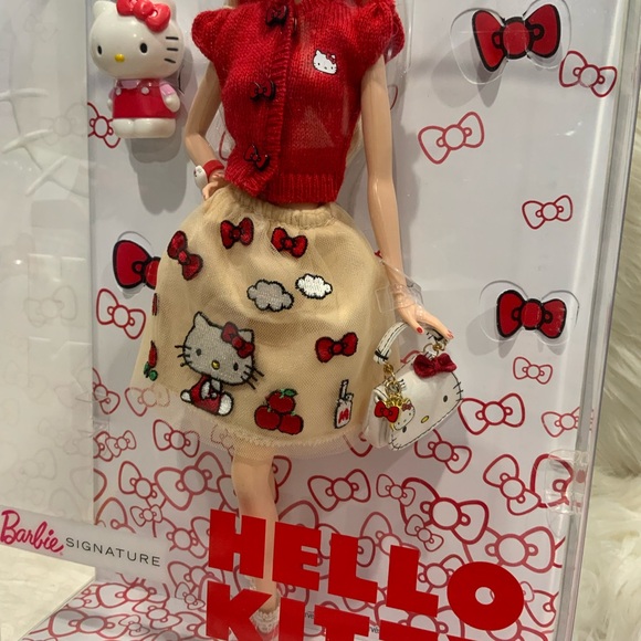 Barbie Hello Kitty Fashion Doll 2017 - Picture 3 of 7